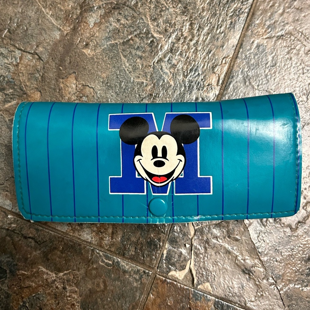 Vintage 90s Disney Mickey Mouse eyeglass holder case